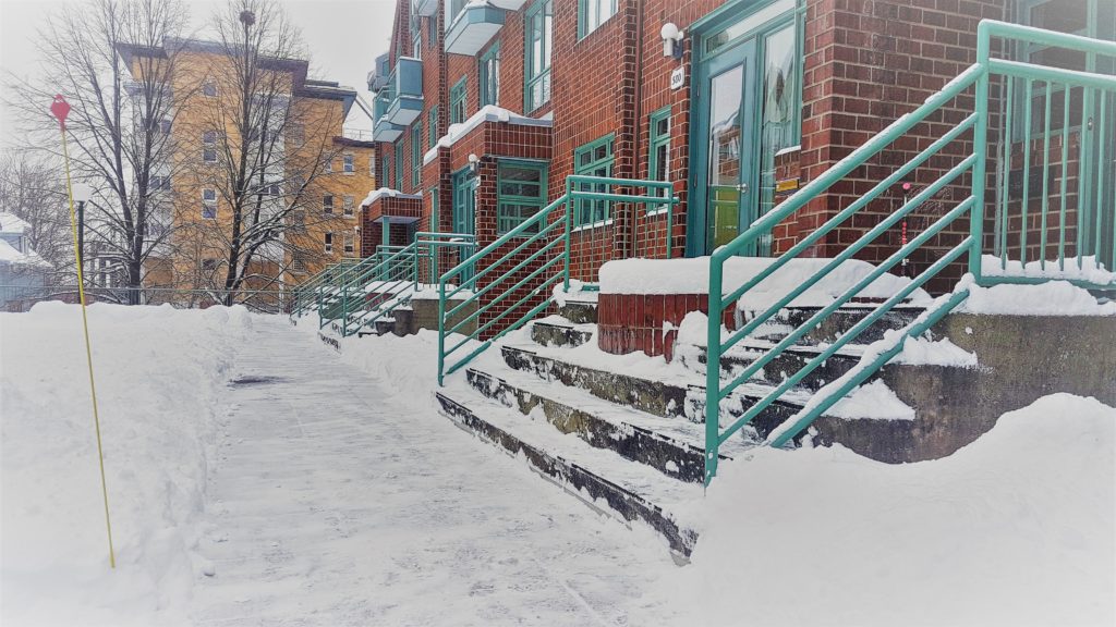 Déneigement manuel Québec - Service professionnel